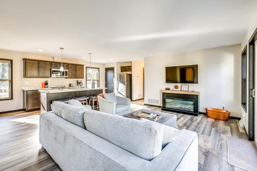 Friendship Casa | Golf, Hike and Boat Home with Fire Pit in Friendship