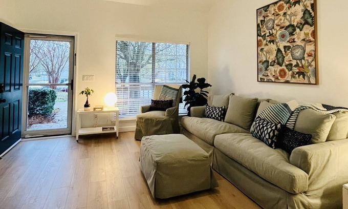 Piper Glen Estates Casa | Golf townhome with exceptional location