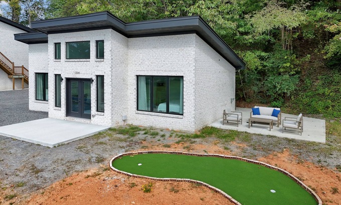 Mount Airy Casa | Golf Views Mount Airy