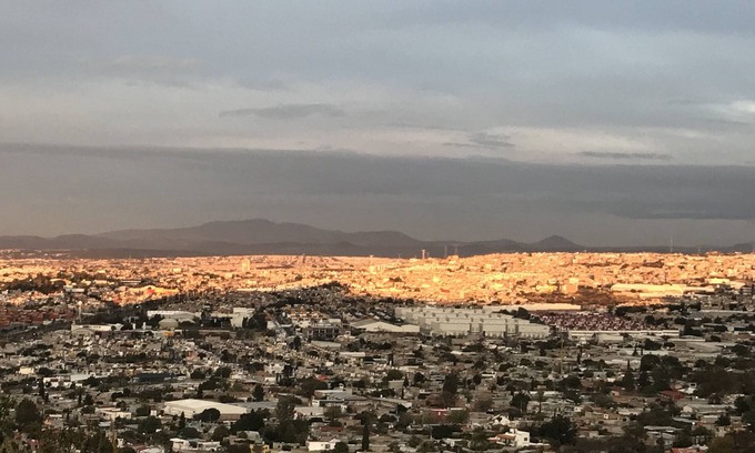 Querétaro Casa | CASA 3 CAMAS REINA TAMAÑO 1 SOFÁ CAMA, SEGURA, BONITA, BIEN UBICADA
