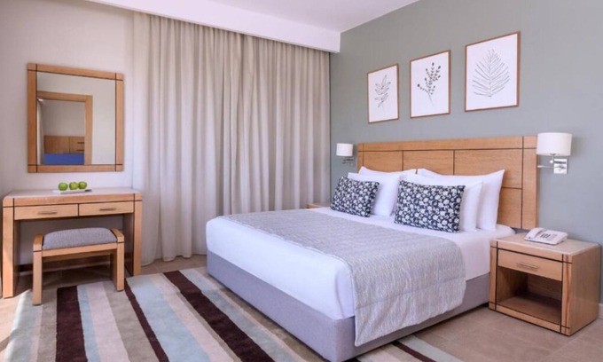 Ain Sokhna Hotel | Golfers' Paradise l Double-Ended Range, Caddies & Private Shoreline