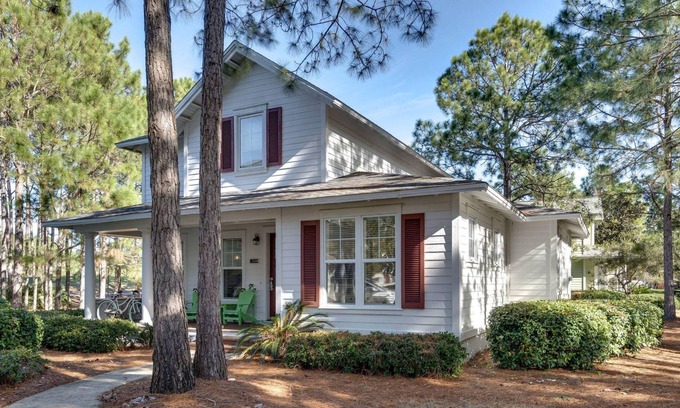 Laurel Grove Hotel | Golfing Around in Laurel Grove at Sandestin by Destin Getaways
