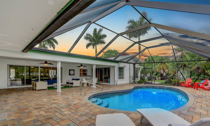 Weston Casa | Golfview 2 - lakeside & private pool