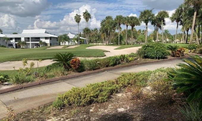 Wesley Chapel Condominio | GolfView Condo Near Tampa 2bdrm 2bath