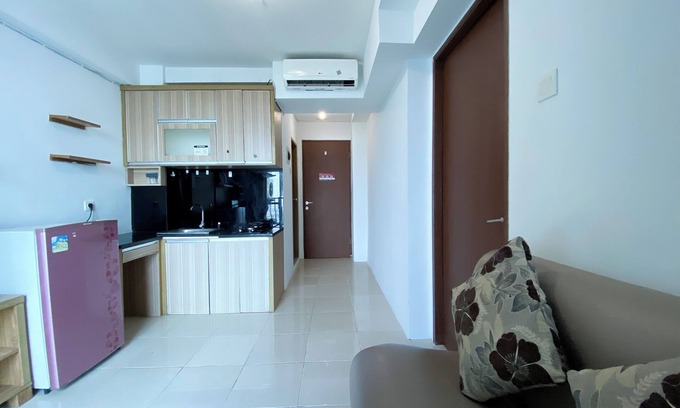 Kayu Putih Apartamento | Good Deal And Homey 1Br Tifolia Apartment