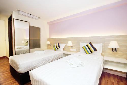 Kampung Rambutan Hotel | Good Luck Inn