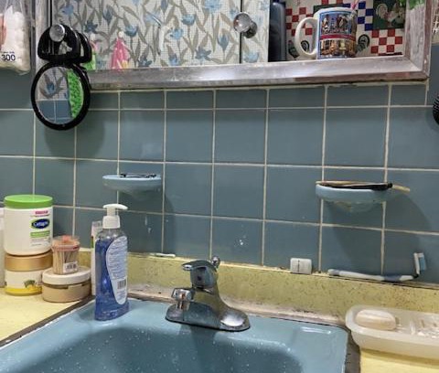 East Flushing Casa | Good side