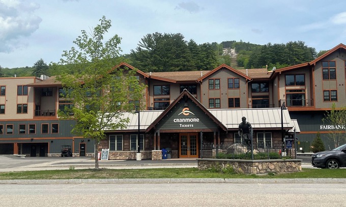 North Conway Condominio | Good Times to be had at our Luxury new loft condo at the base of Cranmore.