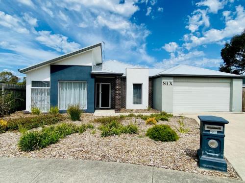 Inverloch Casa | Goodenia Vibes