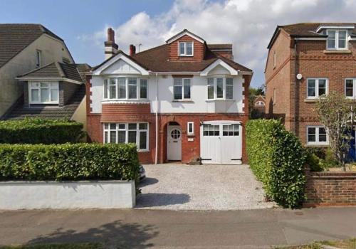 Chichester Casa | Goodwood FOS 5 Minutes Chichester Sleeps 8