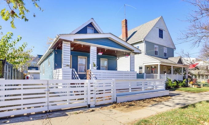 Cleveland Apartamento | Gordon Square Studio ~ 4 Mi to Downtown Cleveland!