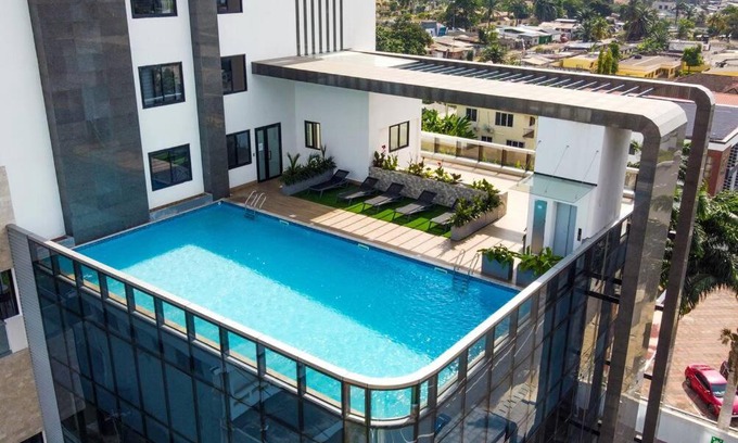 Dzorwulu Apartamento | Gorgeous 2 Bedroom Unit by Kozo Restaurant and Skybar