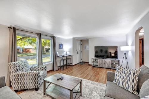 Green Bay Casa | Gorgeous 3 bedroom home, minutes from Lambeau!