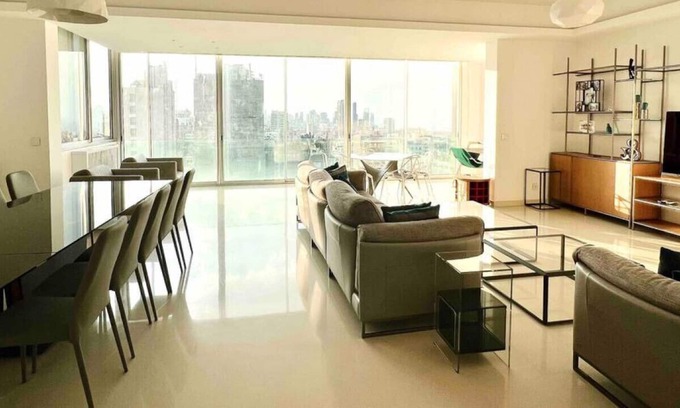 Sodeco Apartamento | Gorgeous 3Br Achrafieh Apt 24/7 elec
