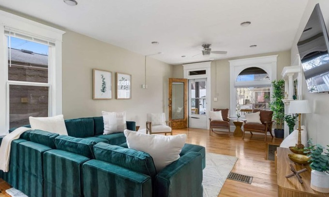 Merion Village Casa | Gorgeous 4 bed in the Heart of German Village