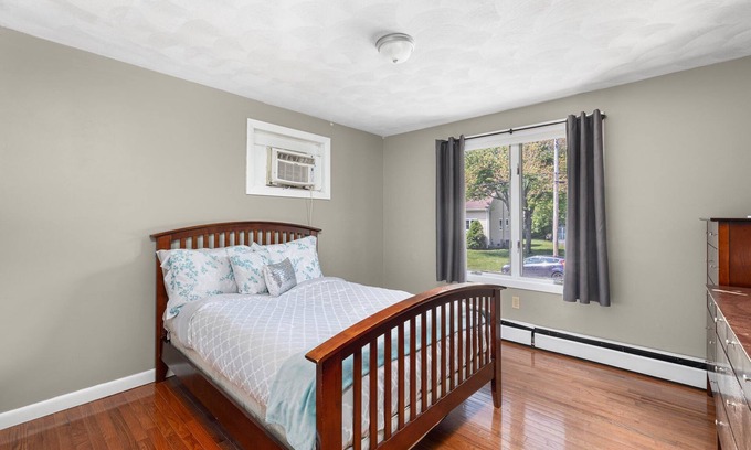 Narragansett Casa | Hermosa casa de 4 dormitorios cerca de playas y río estrecho