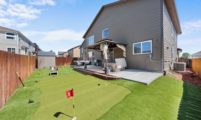 Cimarron Hills Casa | Gorgeous 5 Bedroom, 2.5 Bath | Hot Tub | Fire Pit | GameRoom