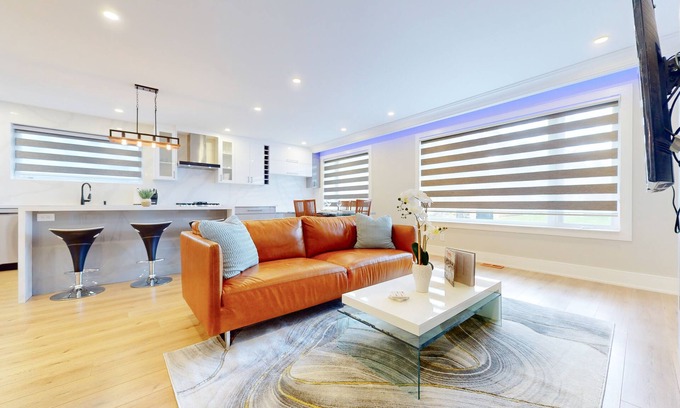 North York Casa | Gorgeous 5 Bedroom Home in North York