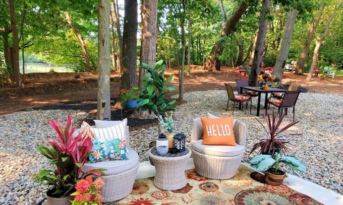 New Carlisle Casa | Gorgeous 6 bedroom "Retreat" - Indoor and Outdoor!