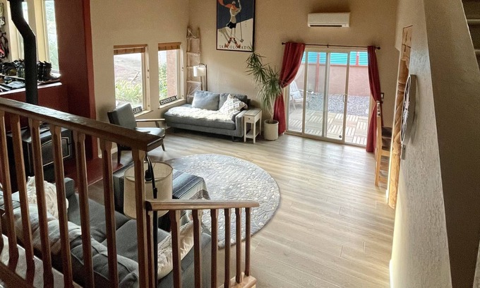 Sandia Heights South Casa | Gorgeous Adobe home. Next to park! Mountain Foothills, tons of natural light!