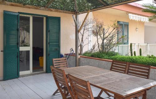 Marina di Ragusa Apartamento | Gorgeous Apartment In Marina Di Ragusa