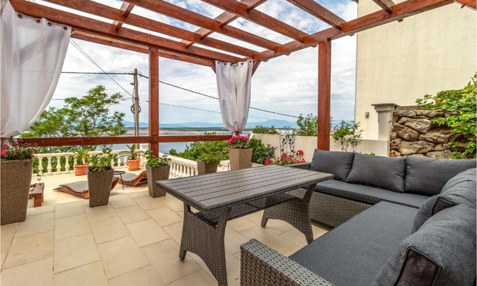 Klanfari Apartamento | Gorgeous Apartment In Dramalj