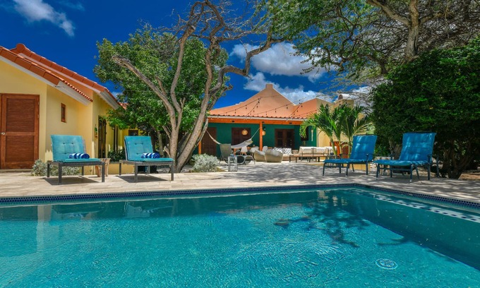 Cunucu Abao Casa | Villa Adelaida 4BR encantador con piscina encanto de 5 estrellas cerca de las playas