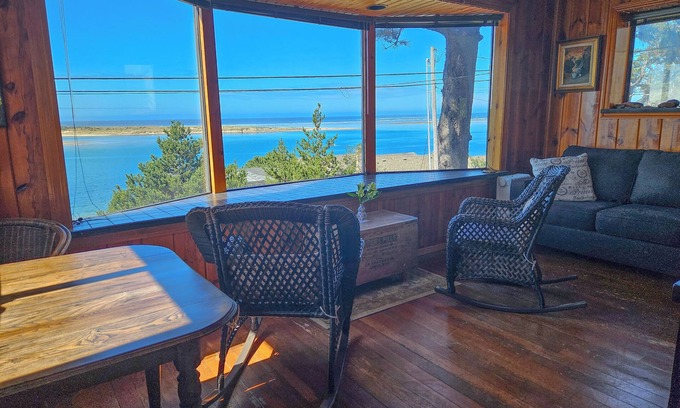 Netarts Apartamento | Precioso apartamento de nivel superior con vistas a la bahía!