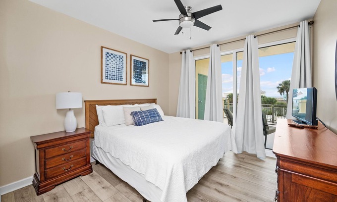 Fort Morgan Condominio | Gorgeous beach getaway!