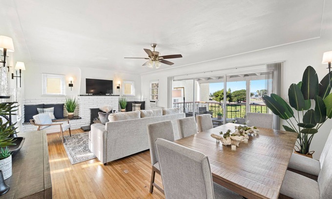 Ocean Beach Villa | Gorgeous Beach Villa -- Ocean Views + Sleeps 12!