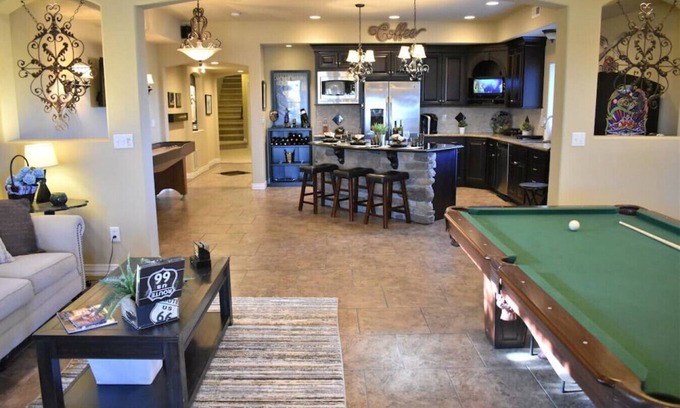 Monument Casa | Gorgeous Chalet with Everything you could ask for!