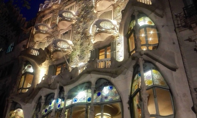 Sant Antoni Apartamento | ¡MAGNÍFICO CENTRO DE LA CIUDAD! por Ramblas y Passeig de Gracia!
