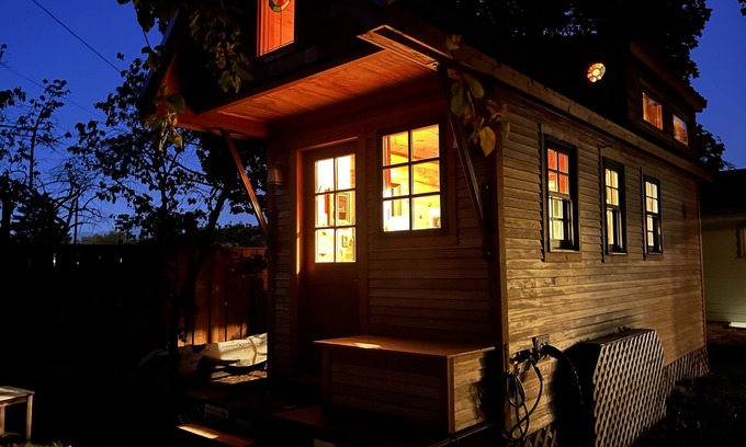 Southgate Triangle Casa | Gorgeous custom tiny home in central Missoula