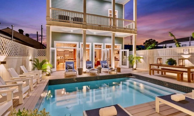 Saint Thomas Development Casa | Gorgeous Designer Home with Pool | Garden District