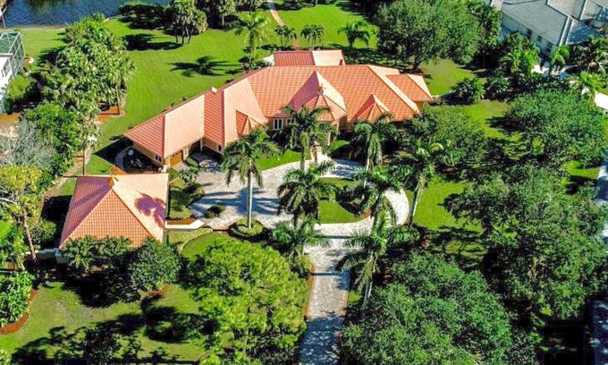 Port Saint Lucie Casa | Gorgeous Gated Getaway