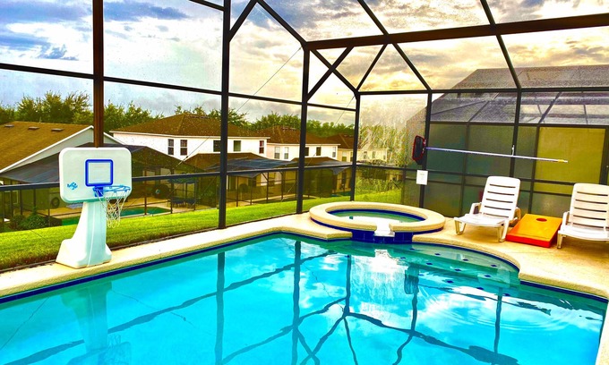 Highgate Park Casa | 5⭐️Gorgeous ** Gated ** Great Price * ❤️Where U Stay * 15 Min. DISNEY * WI-FI * Piscina climatizada *