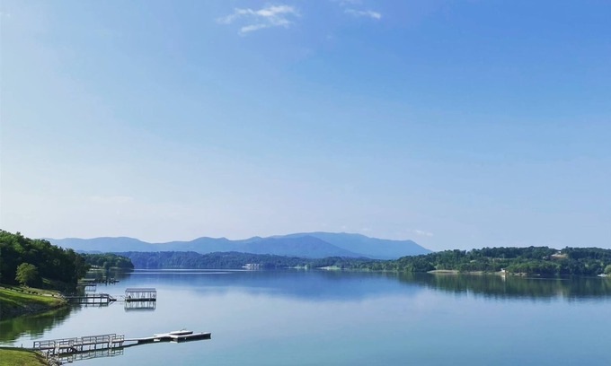 Baneberry Casa | Gorgeous Getaway - Douglas Lake - Smoky Mountains view - Private Boat Dock