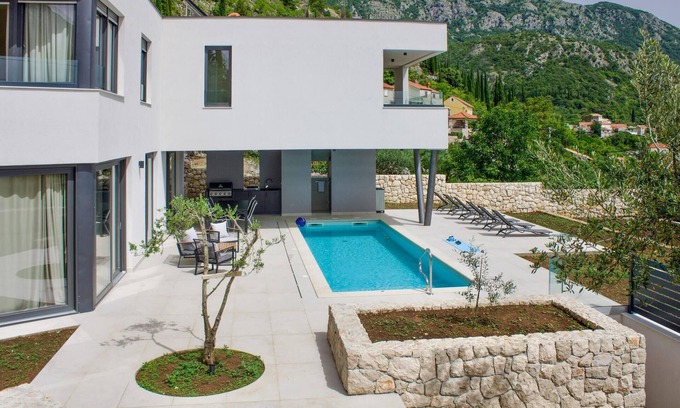 Dunave Krajnje Casa | Preciosa casa en Dubravka