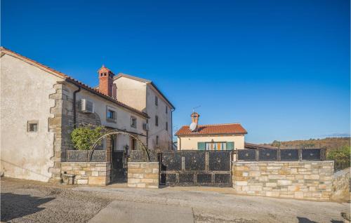 Groznjan Apartamento | Gorgeous Home In Groznjan With Wi-Fi
