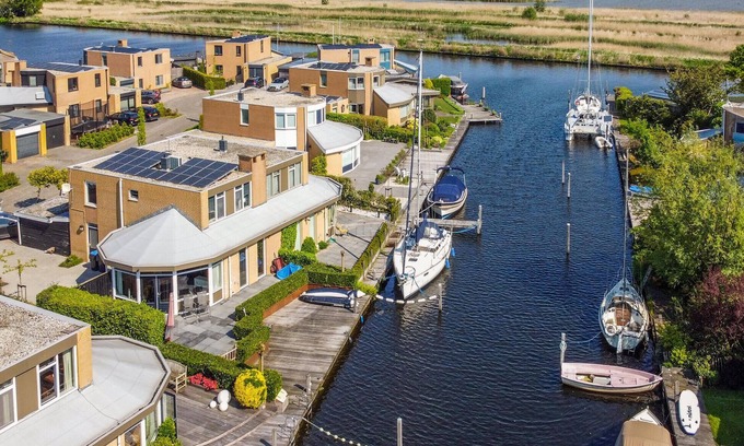Lemmer Casa | Preciosa casa en Lemmer con WiFi