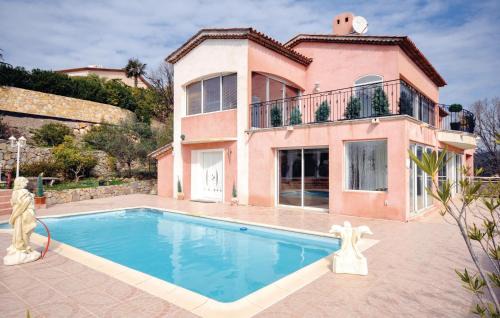Les Adrets-de-l'Esterel Casa | Gorgeous Home In Les Adrets With Wifi