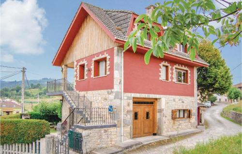 Villamayor Casa | Gorgeous Home In Piloña With Kitchen