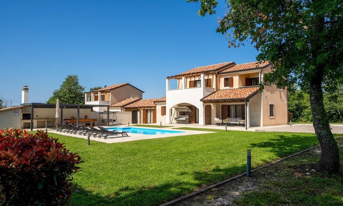 Katun Casa | Preciosa casa en Porec