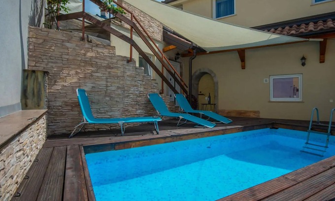 Veli Brgud Casa | Preciosa casa en Veli Brgud con WiFi