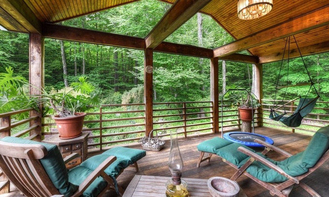 Housatonic Casa | Gorgeous Home, Nature Lover's Delight in the Heart of the Berkshires