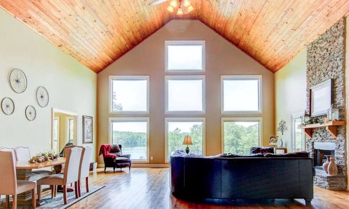 Wedowee Casa | GORGEOUS Huge Family Lake House Getaway -- Less than 2 hours from Atlanta!