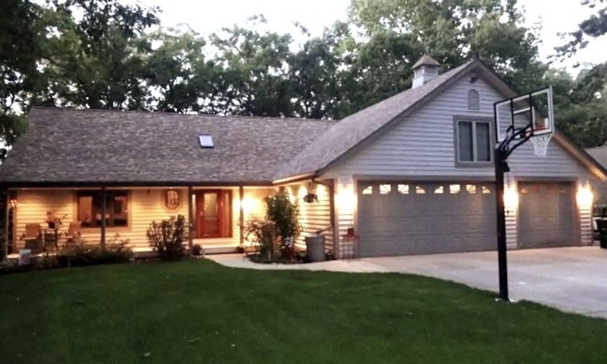 Wind Lake Casa | Gorgeous Lake Home Retreat!!