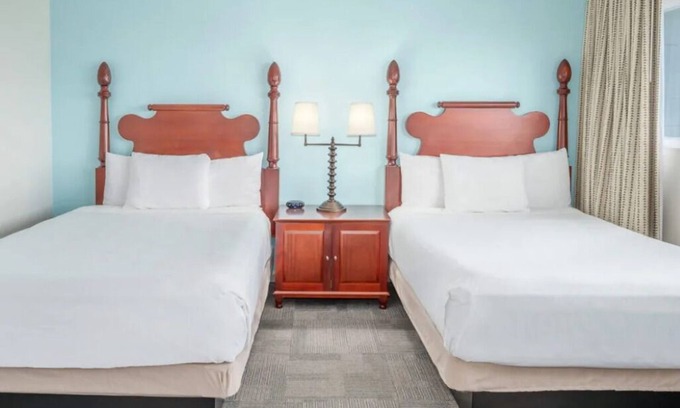 Kahului Hotel | Gorgeous Maui Beach Escape! Spacious Garden View Pool w/ Pool Access