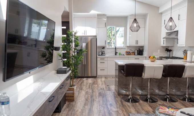 North Hollywood Casa | GORGEOUS NEW 3BR HOME w/ ROOFTOP DECK & PARTIAL OUTDOOR KITCHEN BUILT 2022 p57