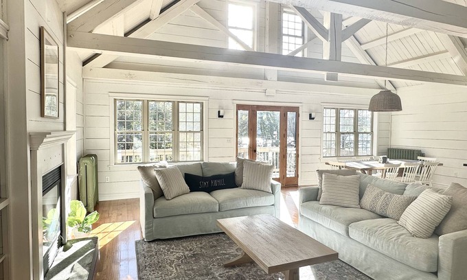 Rockport Casa | Gorgeous new mid-coast listing! Large, family friendly home, perfect location!